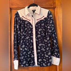 Wrangler Retro Western Wear with Pearled Buttons- Medium